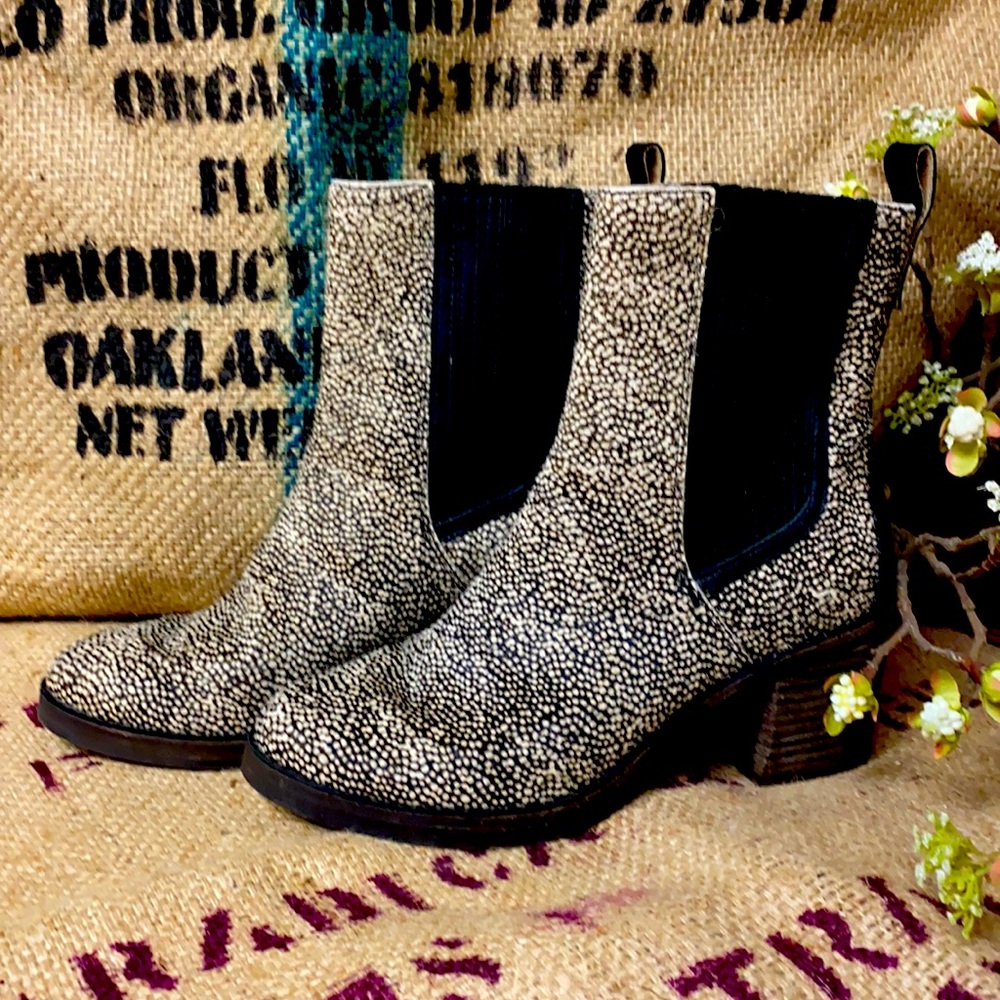 Ugg Camden Exotic Calf Hair Chelsea Boots.